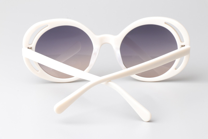 CH71572A Sunglasses White Gradient Gray