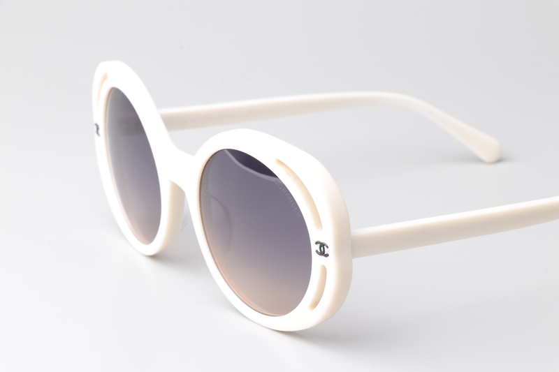 CH71572A Sunglasses White Gradient Gray