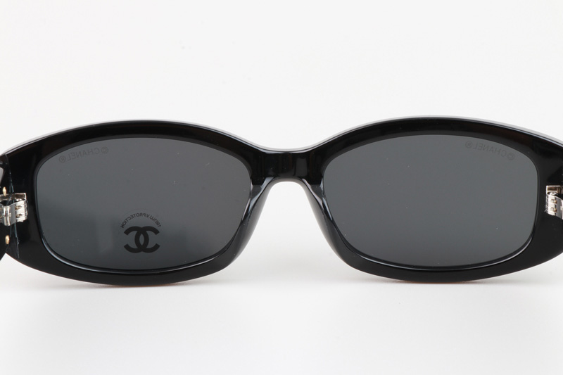 CH74573S Sunglasses Black Gray