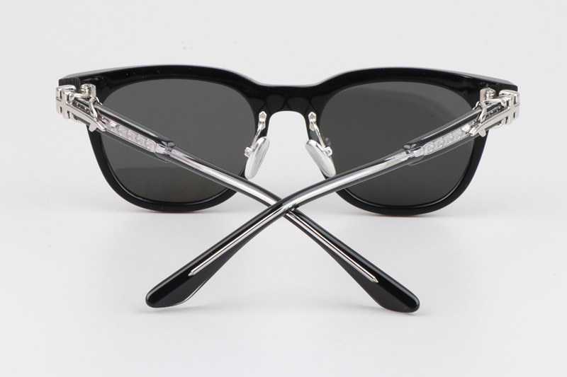 CH8133 Sunglasses Black Silver Gray