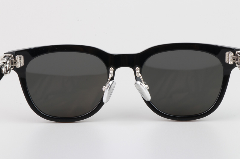 CH8133 Sunglasses Black Silver Gray