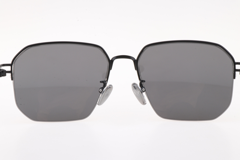 CH8154 Sunglasses Black Gray