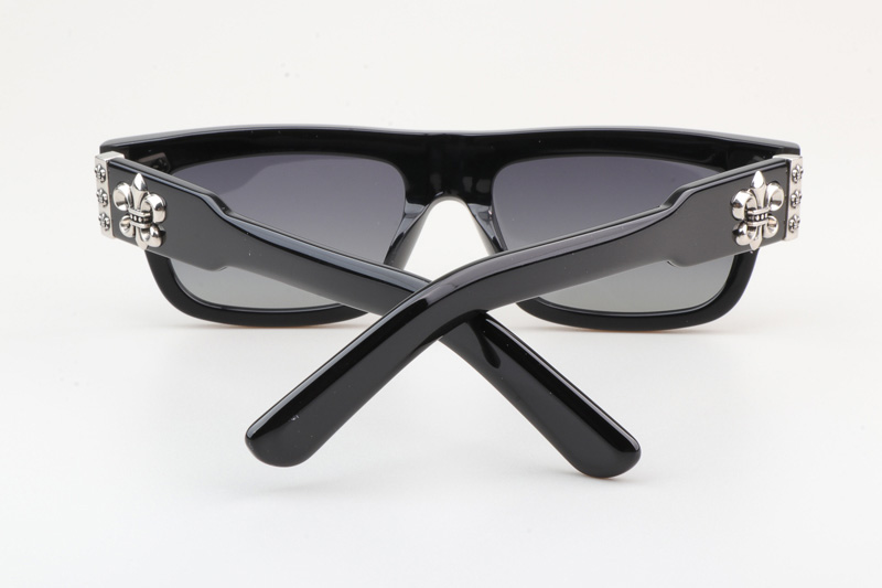 CH8216 Sunglasses Black Silver Gradient Gray