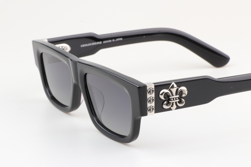 CH8216 Sunglasses Black Silver Gradient Gray