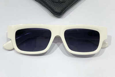 CH8216 Sunglasses White Gradient Gray