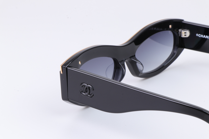 CH9112 Sunglasses Black Gradient Gray