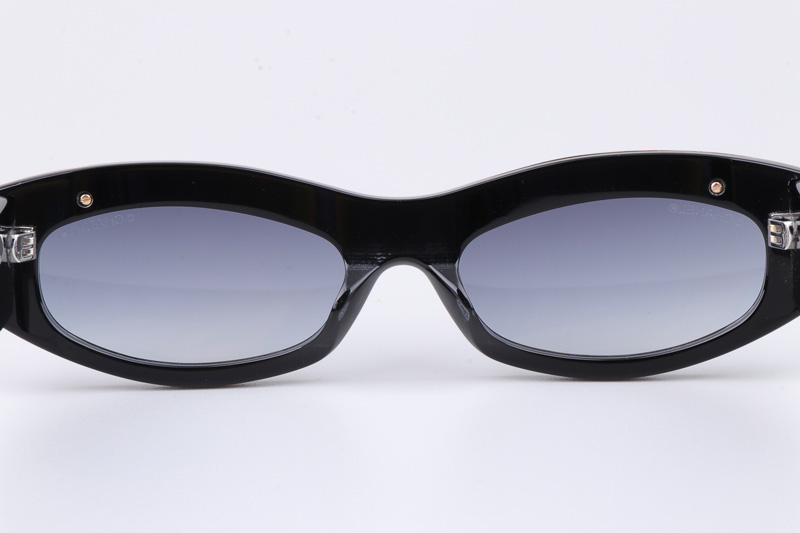 CH9112 Sunglasses Black Gradient Gray