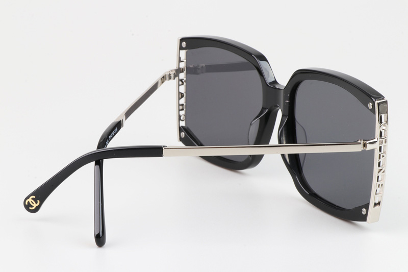 CH9122 Sunglasses Black Silver Gray