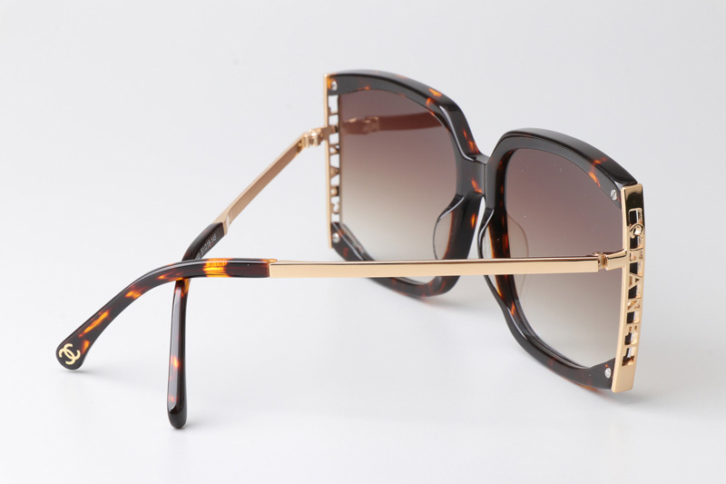 CH9122 Sunglasses Tortoise Gold Gradient Brown