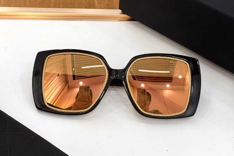 CH9157 Sunglasses Black Gold Flash