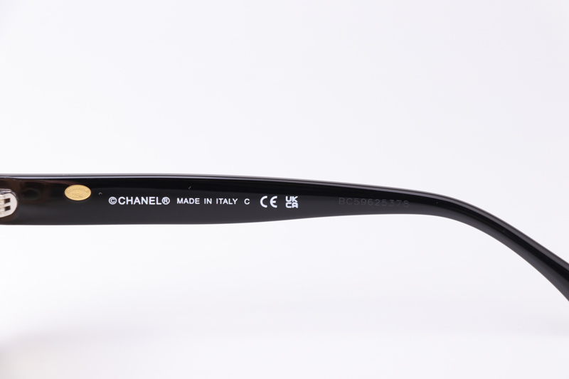 CH9178 Sunglasses Cream Black Gradient Brown