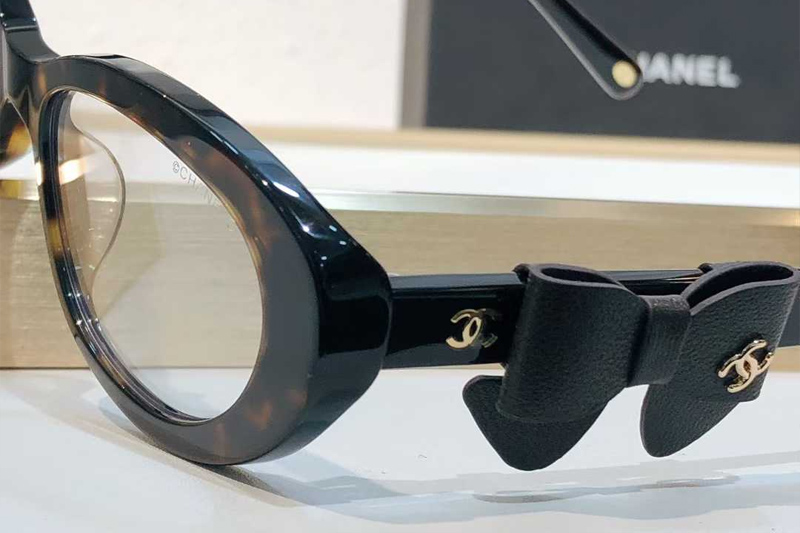 CH9181Q Eyeglasses Tortoise