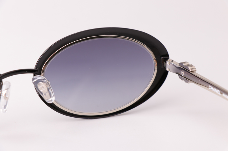 CH9578B Sunglasses Black Silver Gradient Gray