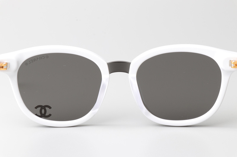 CHA95079 Sunglasses White Gray