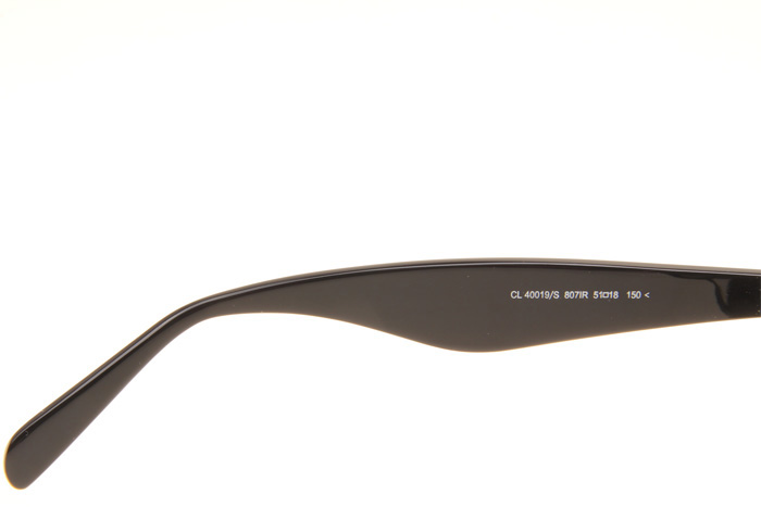 CL40019S Sunglasses In Black Grey