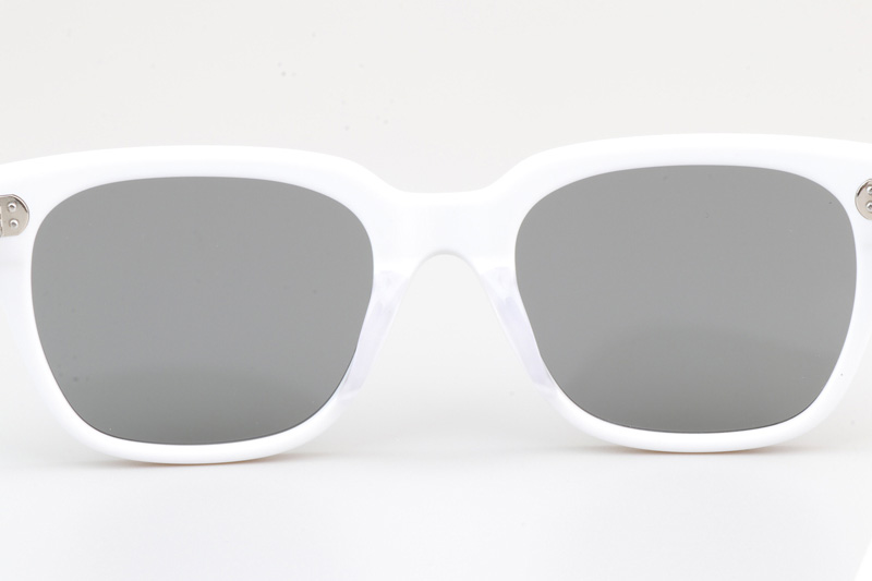 CL40061 Sunglasses White Silver