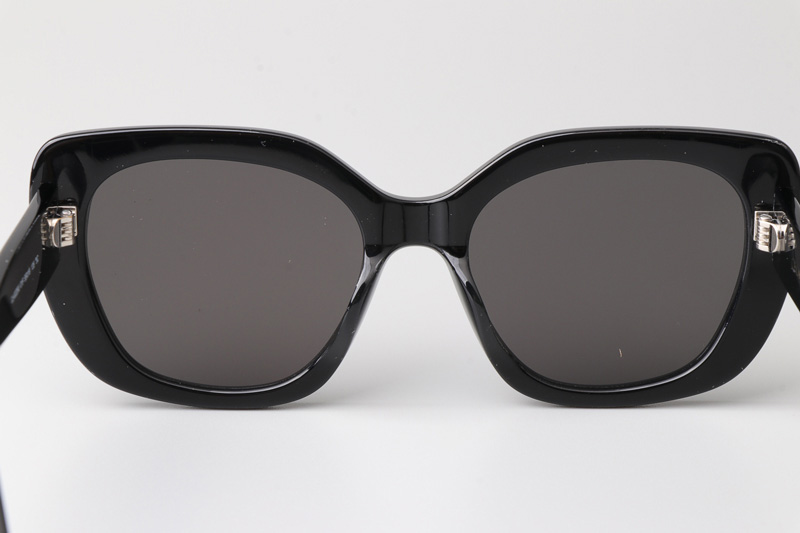 CL40226U Sunglasses Black Gray