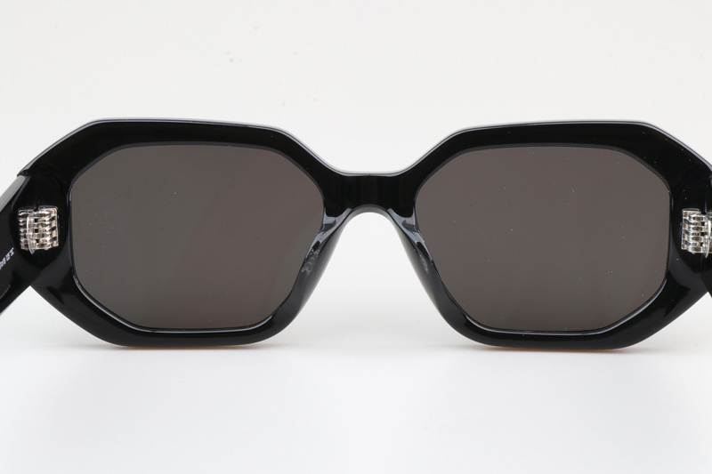 CL40255I Sunglasses Black Gray