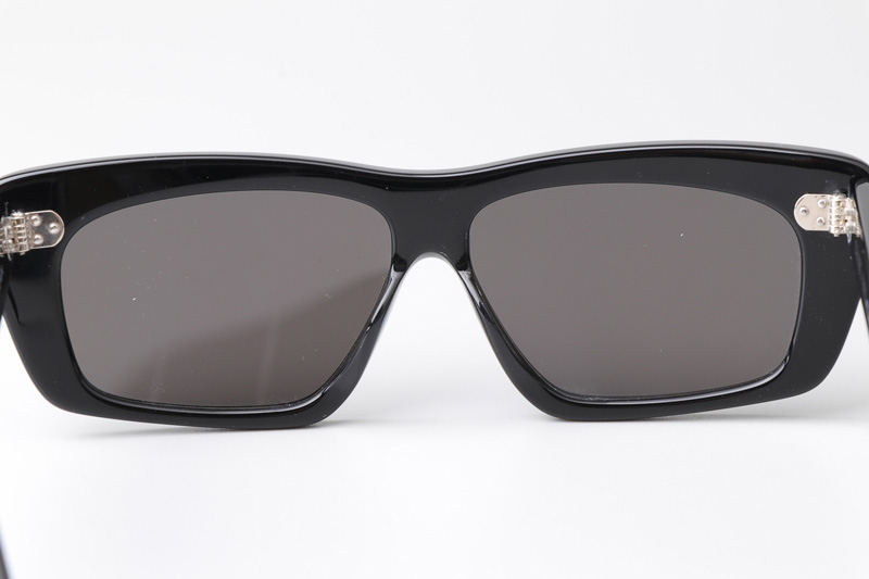 CL40259I Sunglasses Black Gray