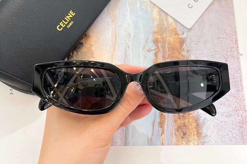CL40269U Sunglasses Black Gold Gray