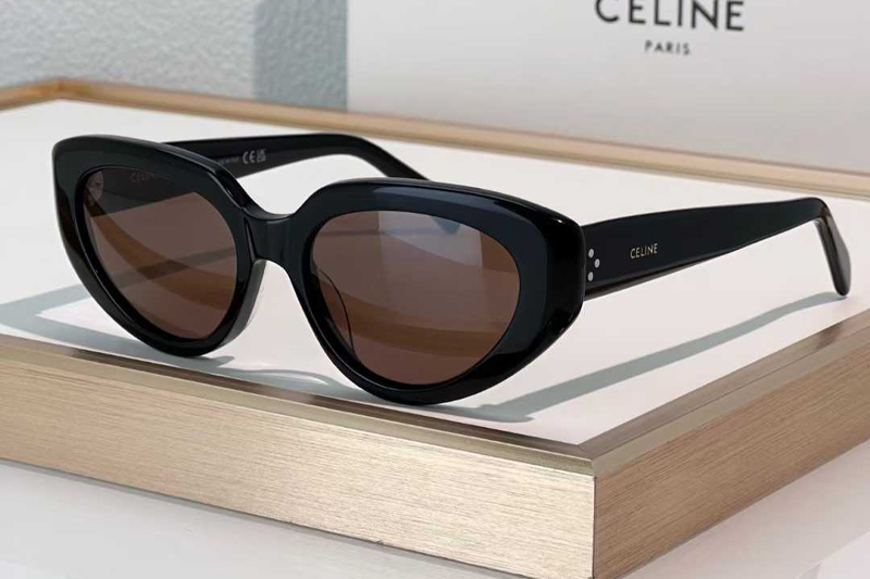 CL40286U Sunglasses Black Brown
