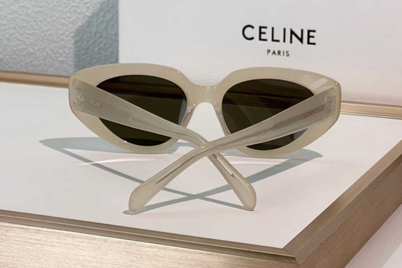 CL40286U Sunglasses Cream Gray