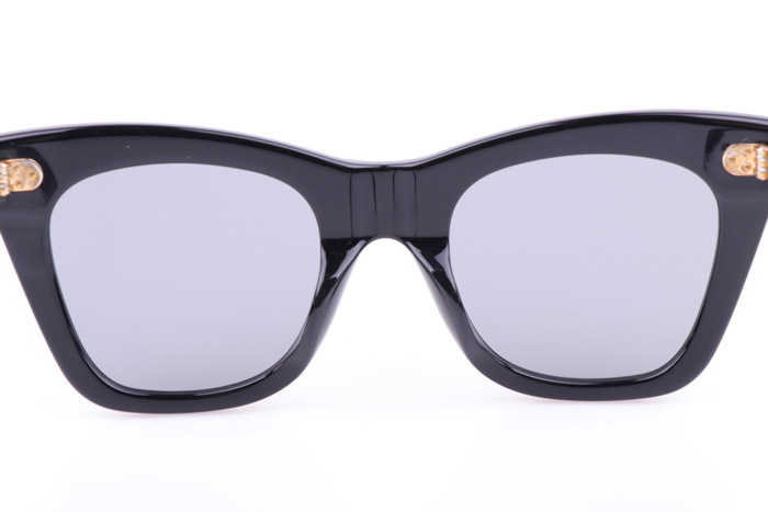 CL4S004 Diamond Sunglasses In Black Grey