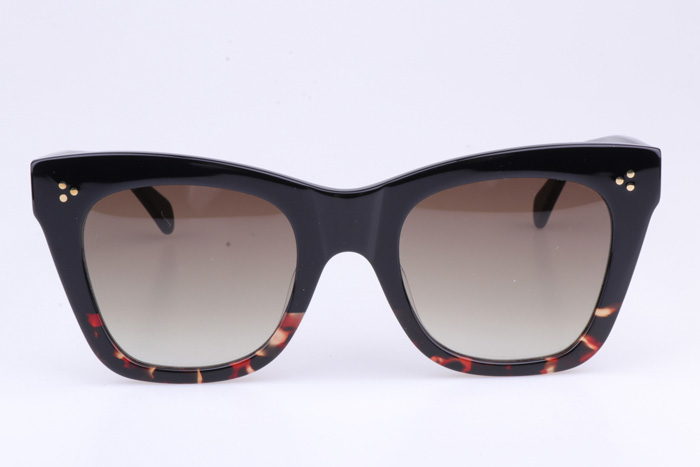 CL4S004 Sunglasses In Black Tortoise Gradient Brown