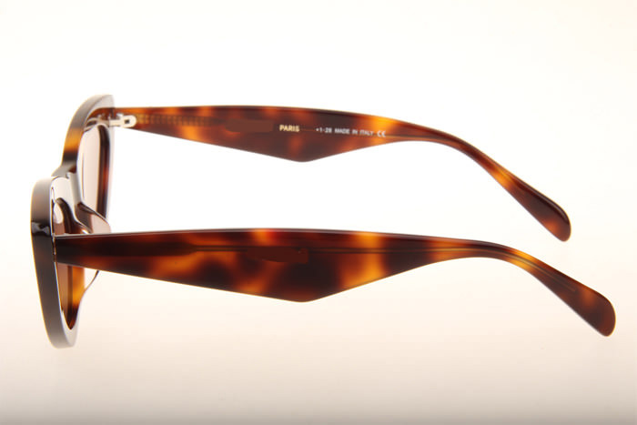 CL4S019 Sunglasses In Tortoise Brown