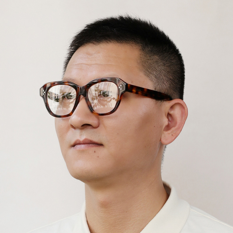 CL50124F Eyeglasses Tortoise