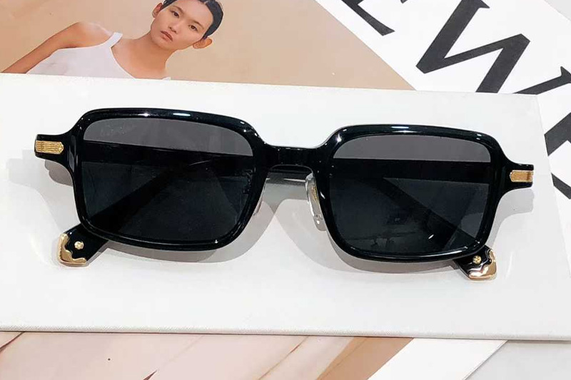 CT0539S Sunglasses Black Gold Gray