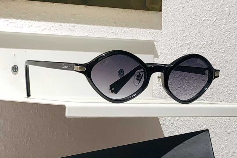CT0540S Sunglasses Black Silver Gradient Gray