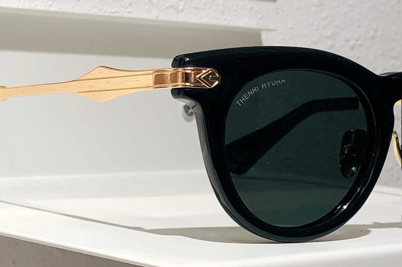 Carbon1of199 Sunglasses Black Gold Green
