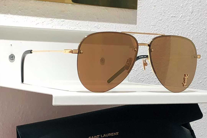 Classic 11M Sunglasses Gold Gold Mirror