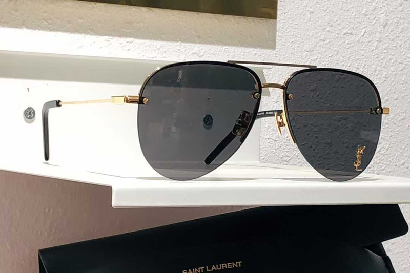 Classic 11M Sunglasses Gold Gray