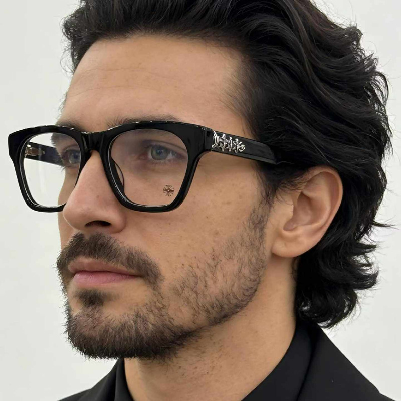 Clitterati Eyeglasses Black Silver