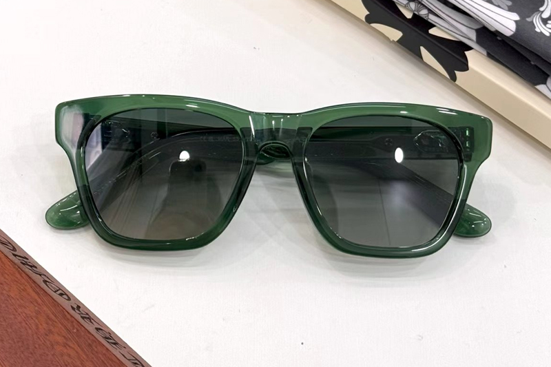 Clitterati Sunglasses Green Gradient Green
