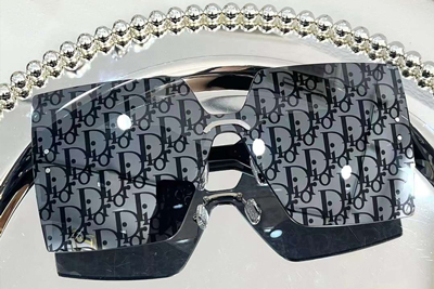 Club M5U Sunglasses Gray Silver Logo