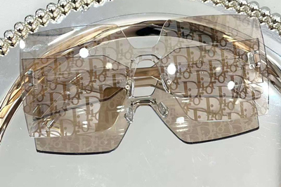Club M5U Sunglasses Transparent Brown Logo
