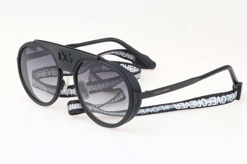 DG2210 Sunglasses In Black