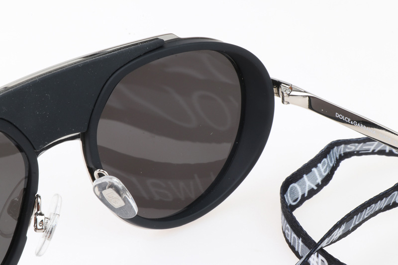 DG2210 Sunglasses In Black Gold Gradient Grey