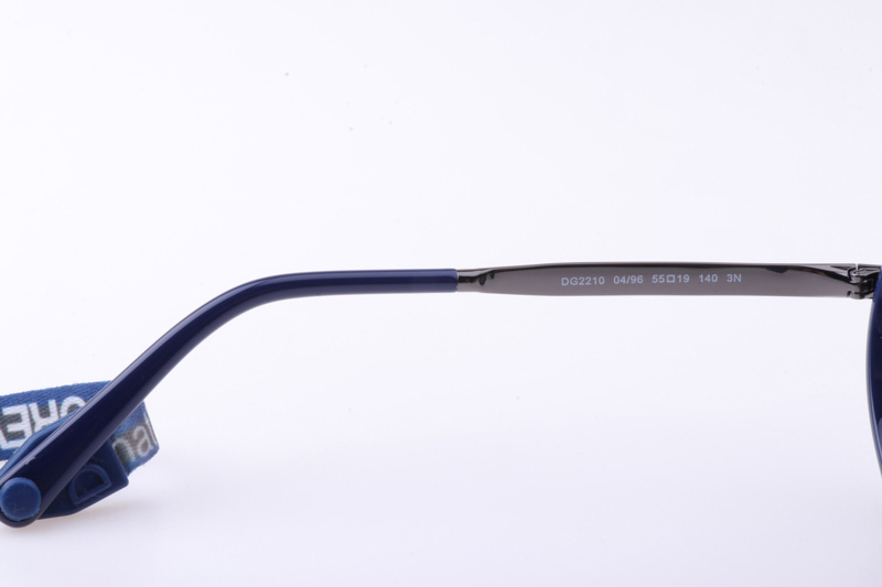 DG2210 Sunglasses In Blue