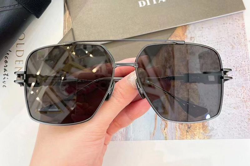 DT GRAND EMPERIK DTS159 Sunglasses In Black Silver Grey