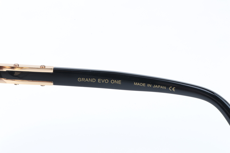 DT GRAND EVO ONE Sunglasses In Gold Black Gradient Grey