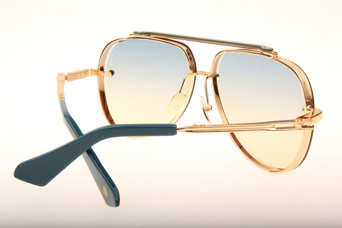 DT Mach Eight Sunglasses In Gold Gradient Blue