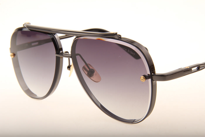 DT Mach Eight Sunglasses In Gunmetal Gradient Grey