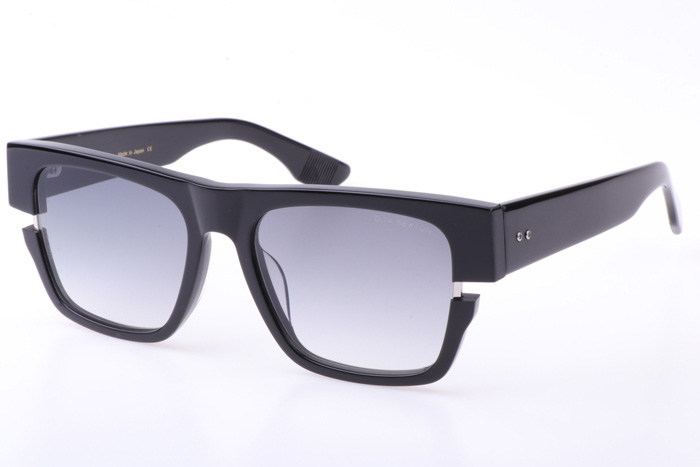 DT SEKTON Sunglasses In Black