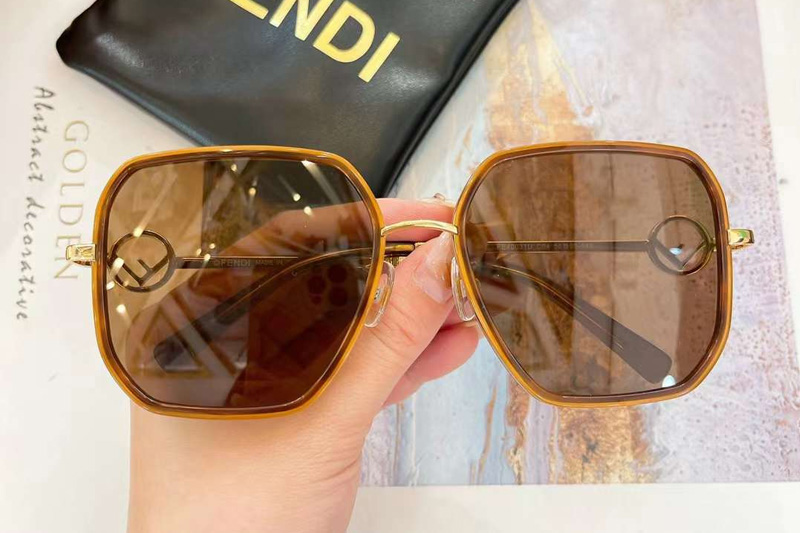 FE40031U Sunglasses Light Tortoise Gold Brown