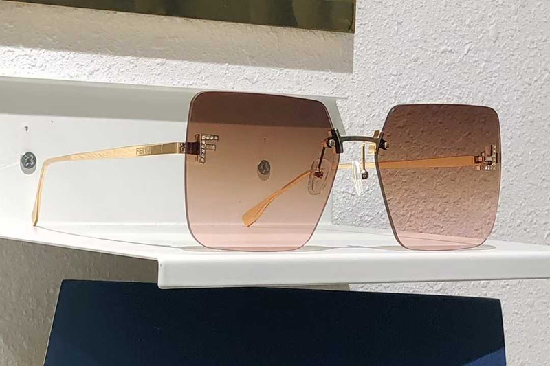 FE4082US Sunglasses Gold Gradient Brown