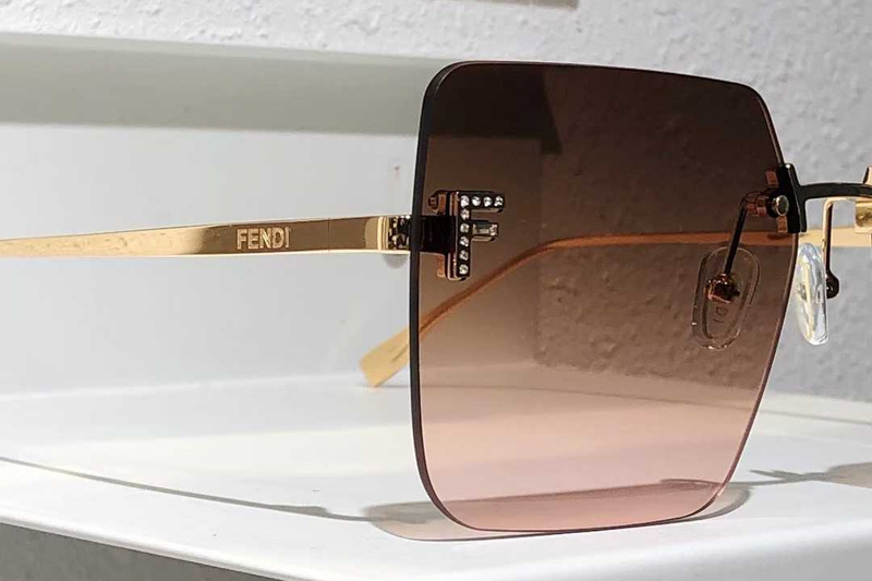 FE4082US Sunglasses Gold Gradient Brown